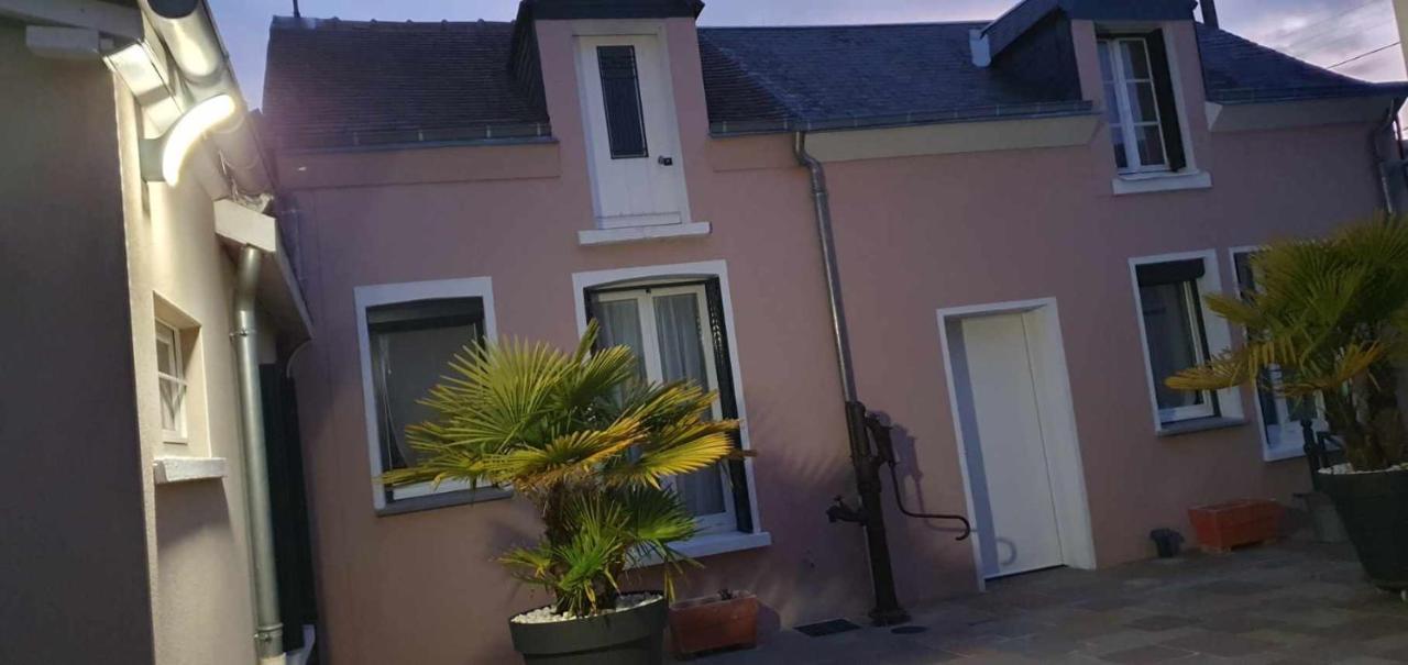 Maison Avec Garage 24 Heures Du Mans Voitures Et Toute Manifestation Le Mans Exterior foto