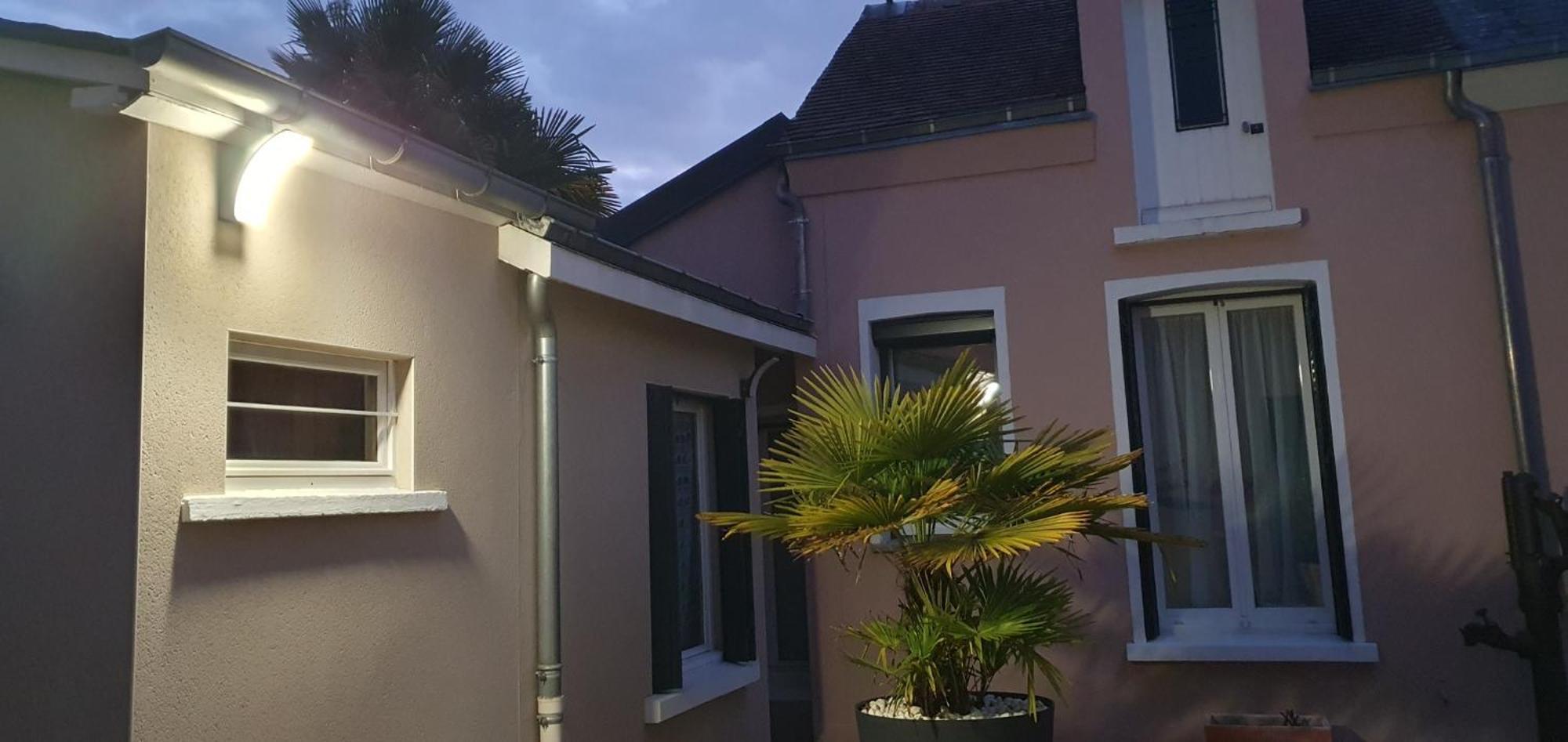 Maison Avec Garage 24 Heures Du Mans Voitures Et Toute Manifestation Le Mans Exterior foto